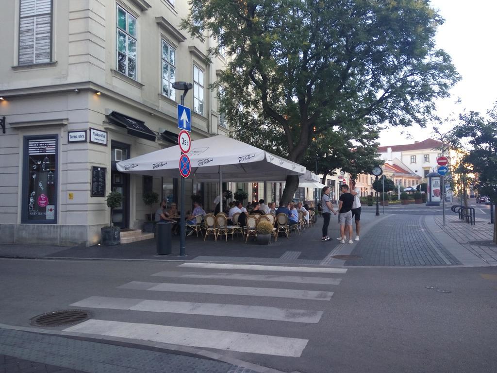 Edes Kis Garzon Leilighet Sopron Eksteriør bilde